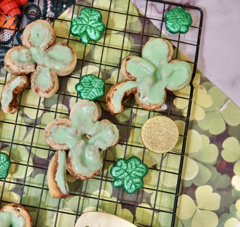 St. Patrick’s Day Cinnamon Roll Recipe