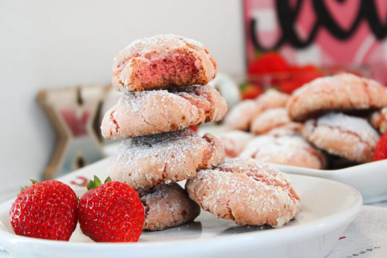 Strawberry Crinkle Cookies