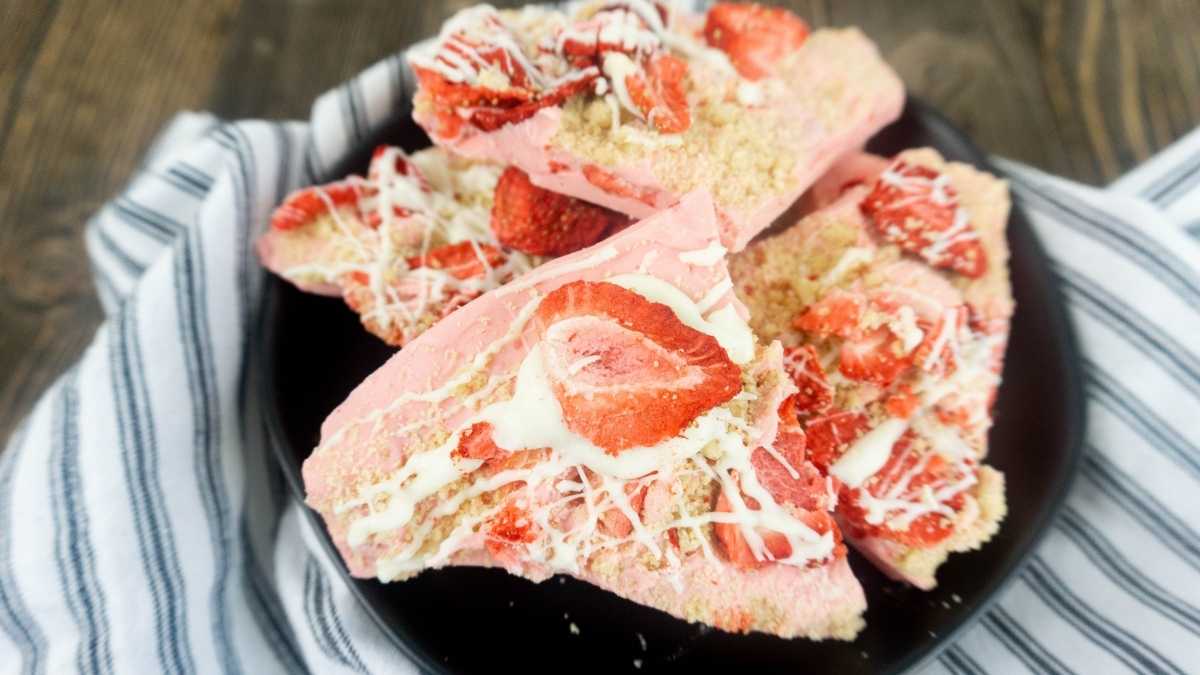 Strawberry Shortcake Bark