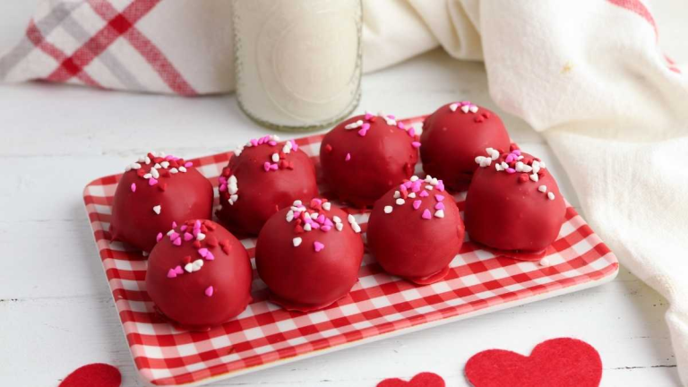 No-Bake Red Velvet Cake Balls