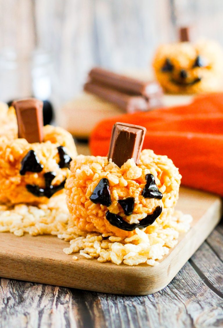 Jack-O-Lantern Rice Krispie Treats 