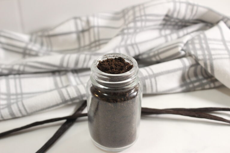Homemade Vanilla Powder