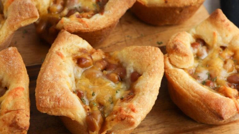 11 Crescent Roll Recipes That Are Surprisingly Delicious