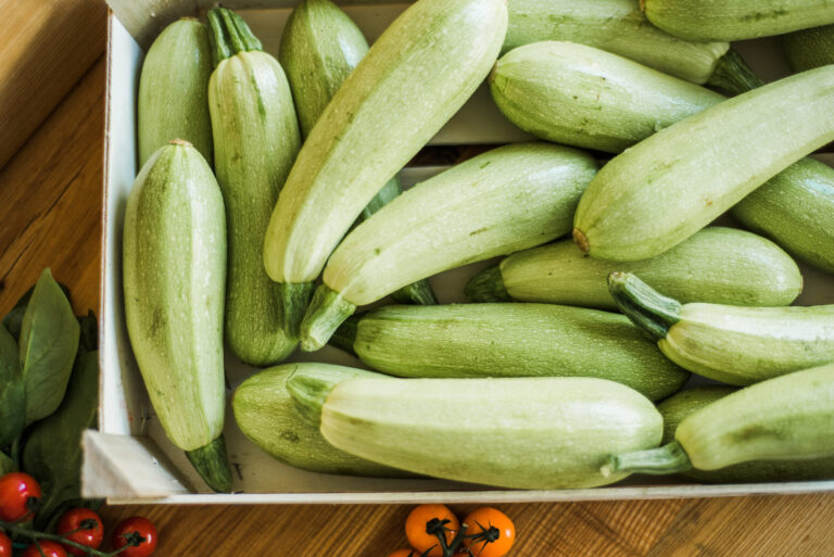 10 Almost No-Calorie Foods That Can Still Leave You Hungry