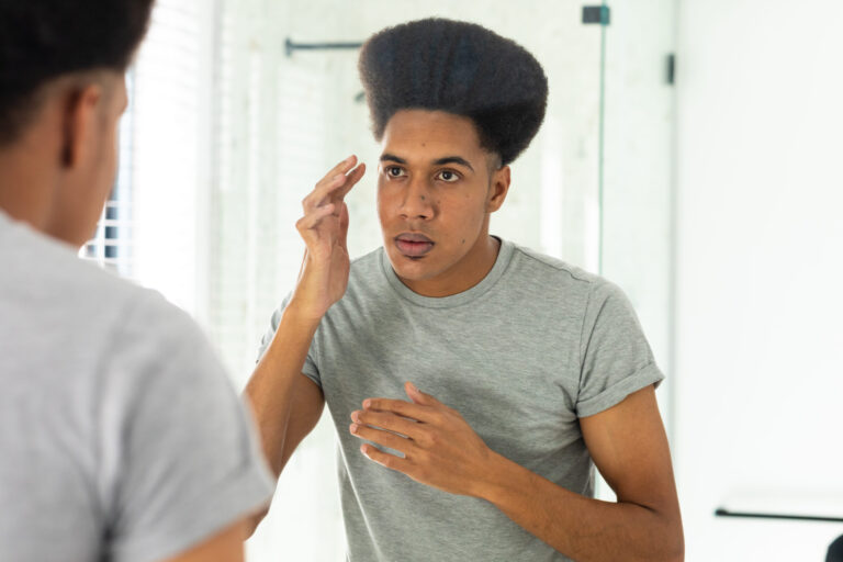 9 Haircut Mistakes That Make Men Look Stuck in the Past