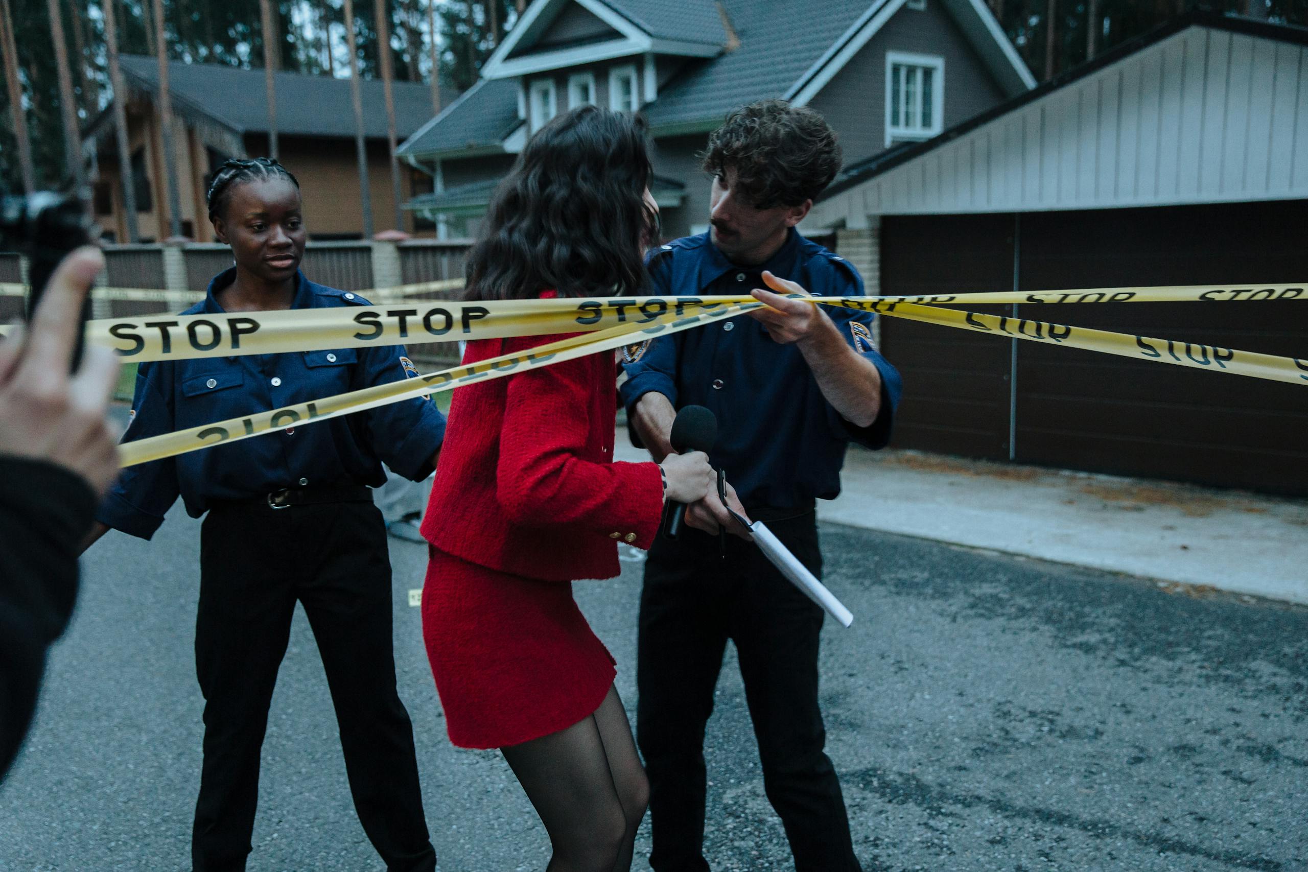 Police Timeless 10 Reasons Women Can’t Stop Watching True Crime - Timeless Dishes
