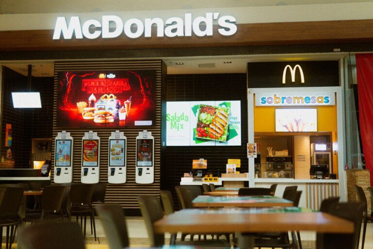 9 Ingredients in Popular Fast Food Items You Should Never Ignore