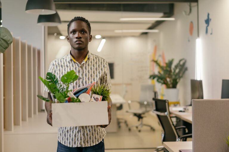 9 Harsh Truths Job Markets Americans Rarely Admit Before Switching Careers