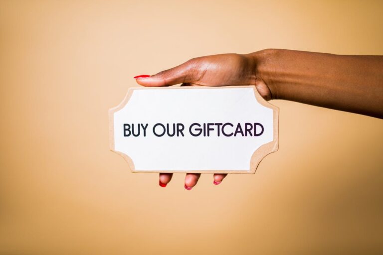 9 Terrifying Mistakes People Make When Selling Gift Cards for Cash