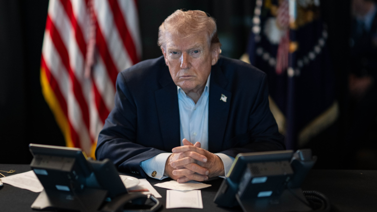 Appeals court blocks Trump’s $400 million White House ballroom project.