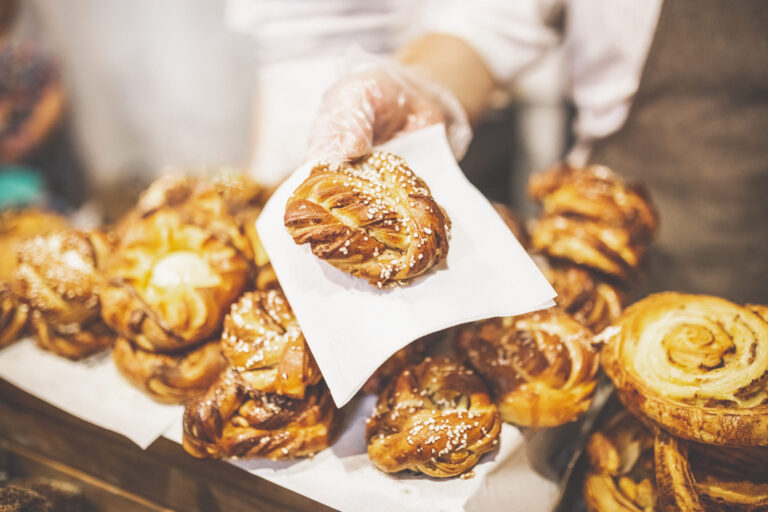 North Bay Bakery Sparks Nationwide Debate After Tipping Message Backfires