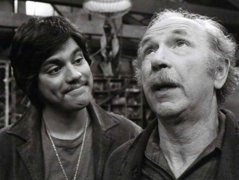 Freddie Prinze: The Tragic DEATH Behind the Laughter That Changed Television Forever in Los Angeles, California