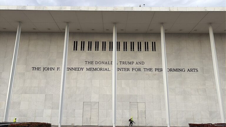 Covering at Kennedy Center Fuels Attention After Trump Name Removal 