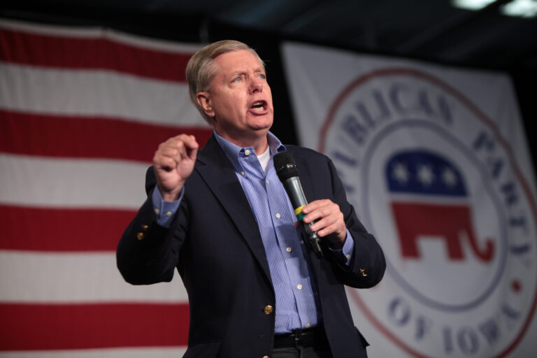 “Hard to Think He’s Gone”: Lawmakers Pay Emotional Final Tribute to Lindsey Graham at the Capitol