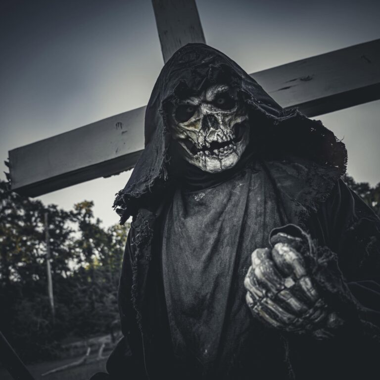 Hospital Patients Left Terrified After Man in Grim Reaper-Like Costume Appears on Roof With Knife