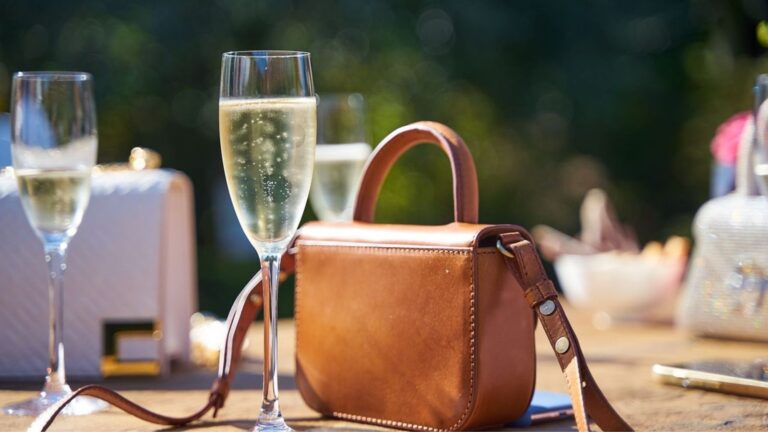 The Restaurant Purse Problem: 10 Fixes More Restaurants Need