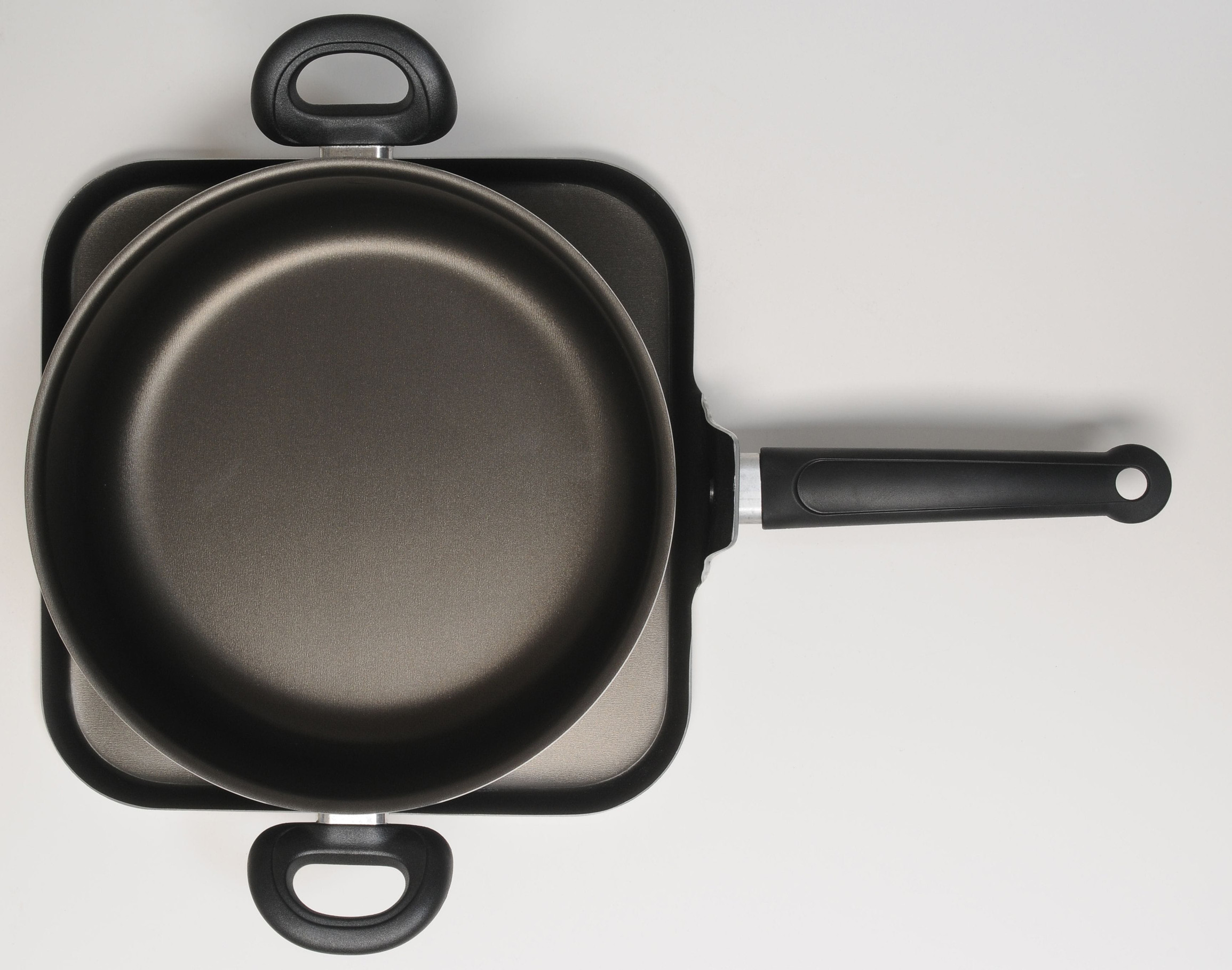 None stick pan.