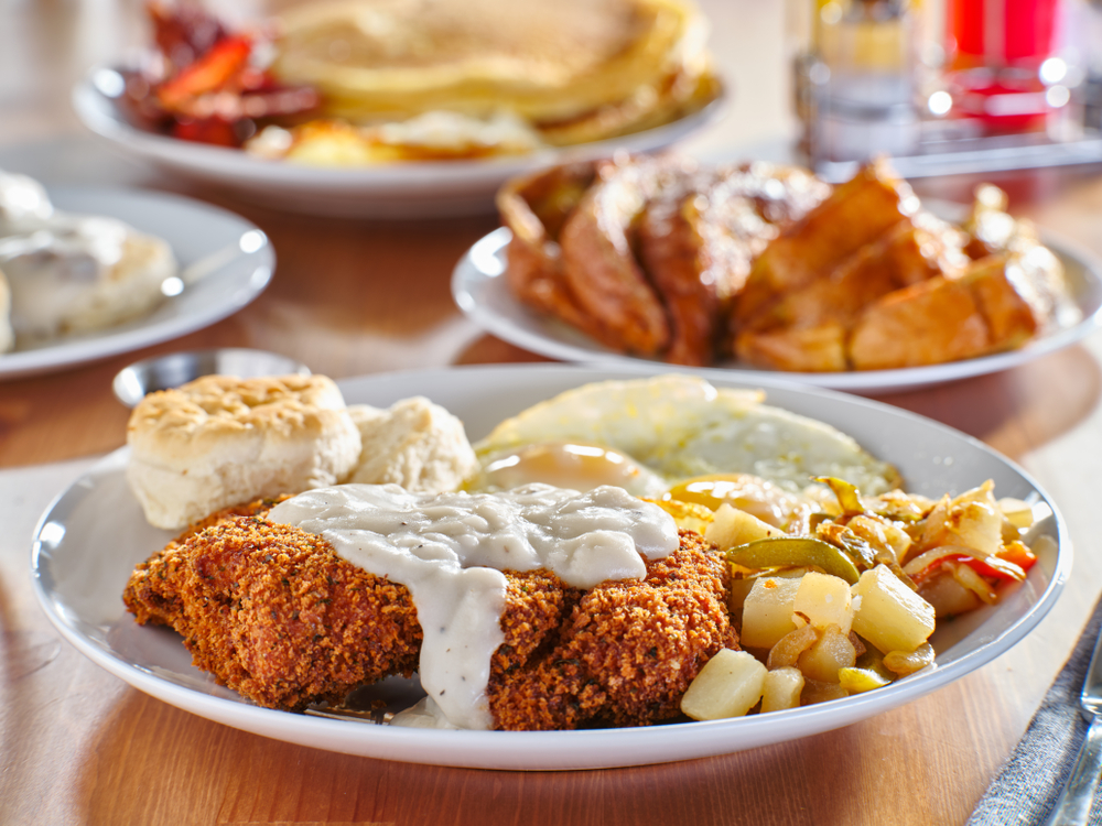 8 Old-School Diner Breakfasts Worth Rediscovering