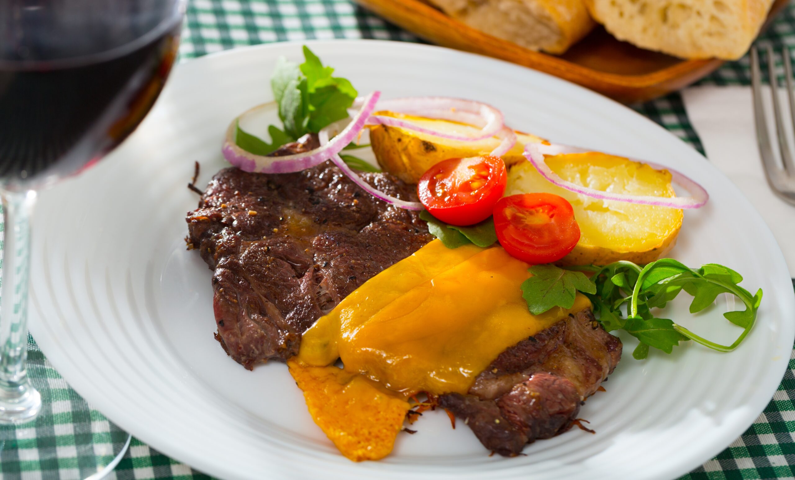 9 Food Habits That Spark Surprisingly Strong Opinions Among Americans
